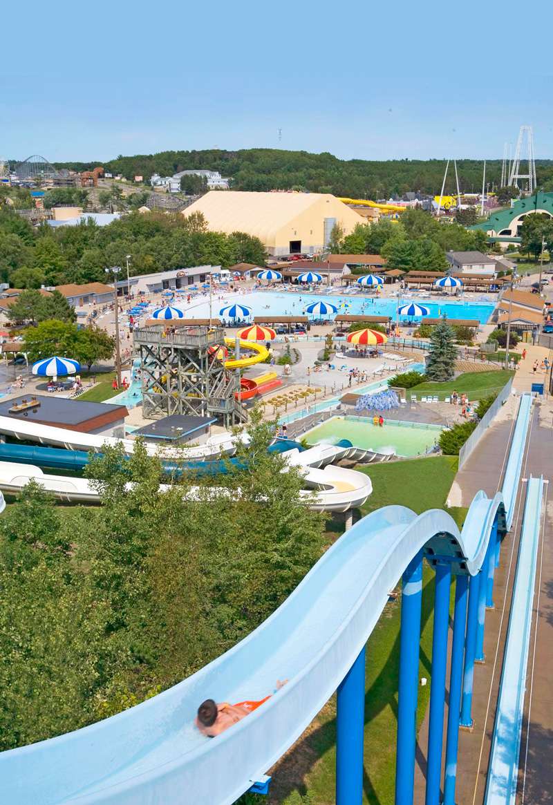 Wisconsin Dells: Water Park Capital of the World