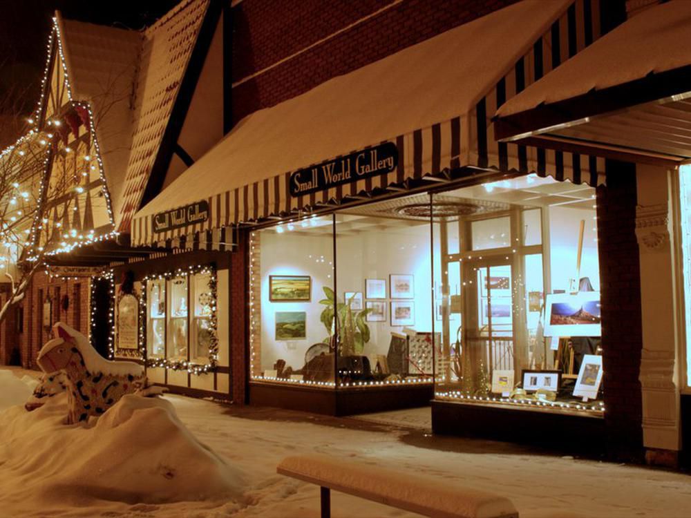 Holiday storefronts in Lindsborg, Kansas