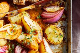Pork Tenderloin with Pears and Potatoes